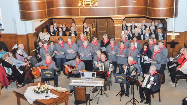 Jemgumer Chöre stimmten auf den Advent ein