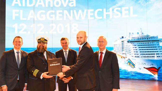 »Aida Nova« an Reederei übergeben