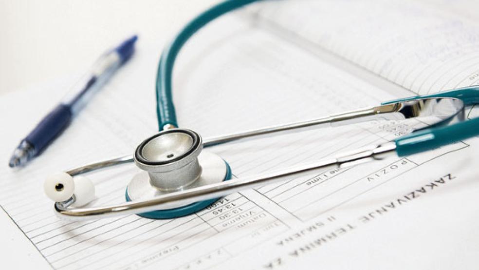 Kerngesund oder doch eher Notfall-Patient? Die RZ wollte es wissen und hat eine Umfrage zur medizinischen Versorgung im Rheiderland gestartet. Jetzt liegen die Ergebnisse vor. © Foto: Pixabay