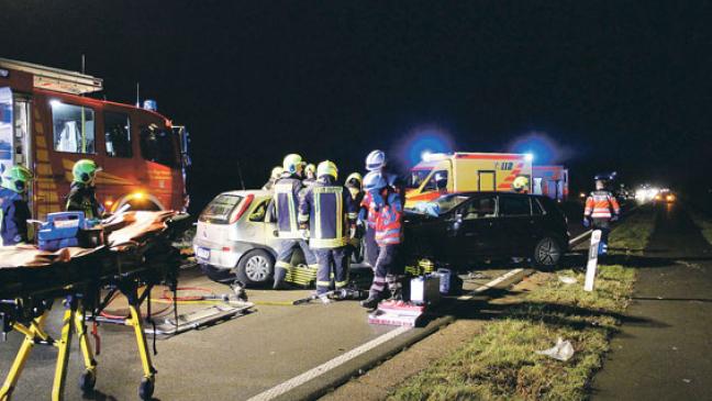 Drei Schwerverletzte bei Unfall auf B 72