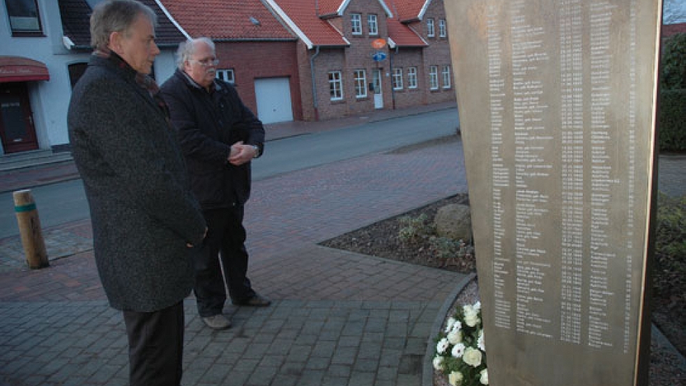 In Bunde erinnert ein Denkmal an die ehemaligen jüdischen Mitbürger der Ortschaft. © Foto: Archiv