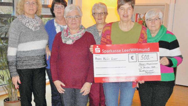 Stapelmoorer Landfrauen spenden für Hospiz