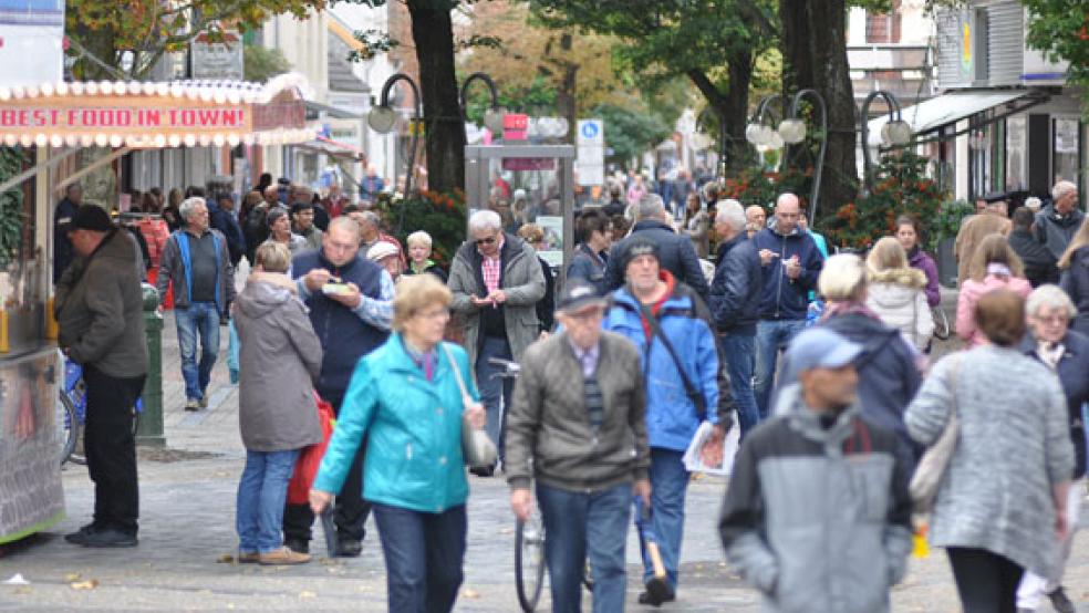 Für verkaufsoffene Sonntage wie hier in Leer will die IHK rechtsverbindliche Regelungen. © Archivfoto: Wolters