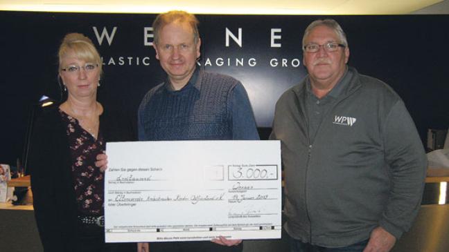 Weener Plastik hilft »Elternverein für krebskranke Kinder«