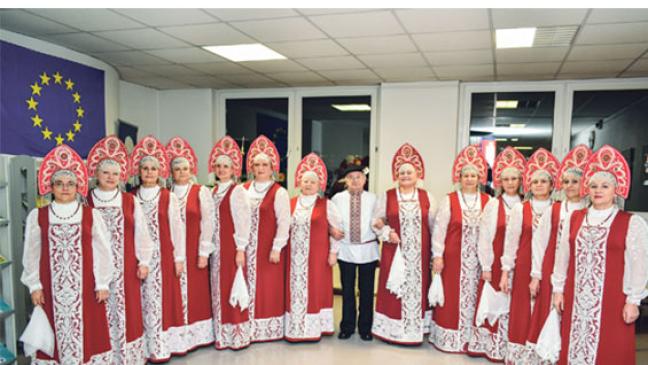 »Russische Seele« singt in Weener im Krankenhaus