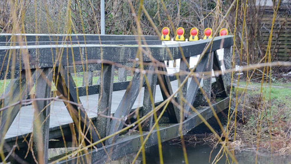 Die Holzbrücke an der Hammenstiege ist seit August des vergangenen Jahres gesperrt. © Foto: Muising
