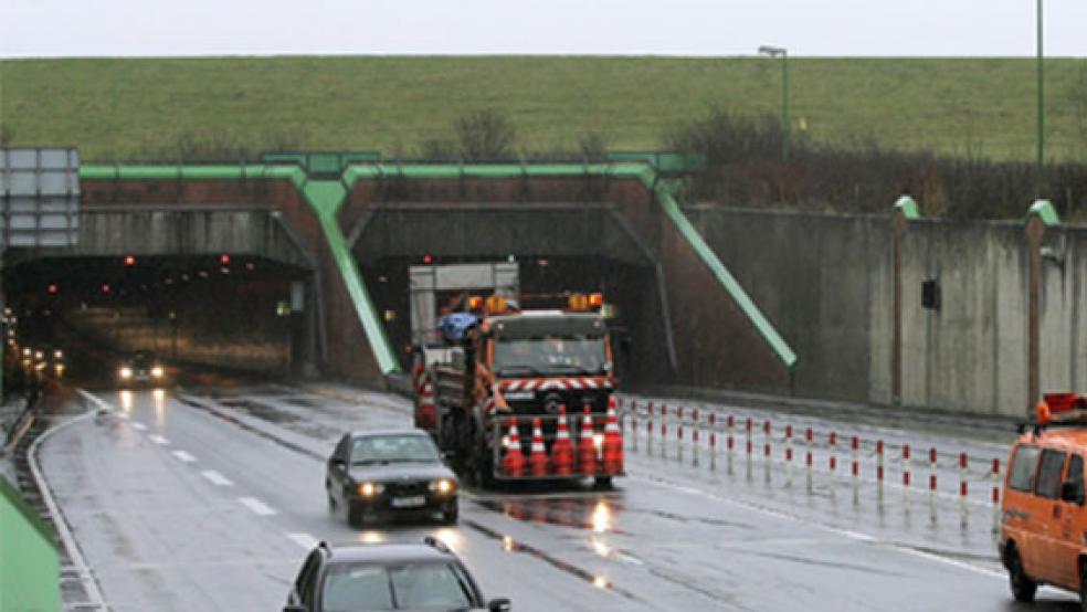 In der Nacht vom 19. auf den 20. Februar wird der Emstunnel aufgrund von Wartungsarbeiten voll gesperrt. © Foto: RZ-Archiv