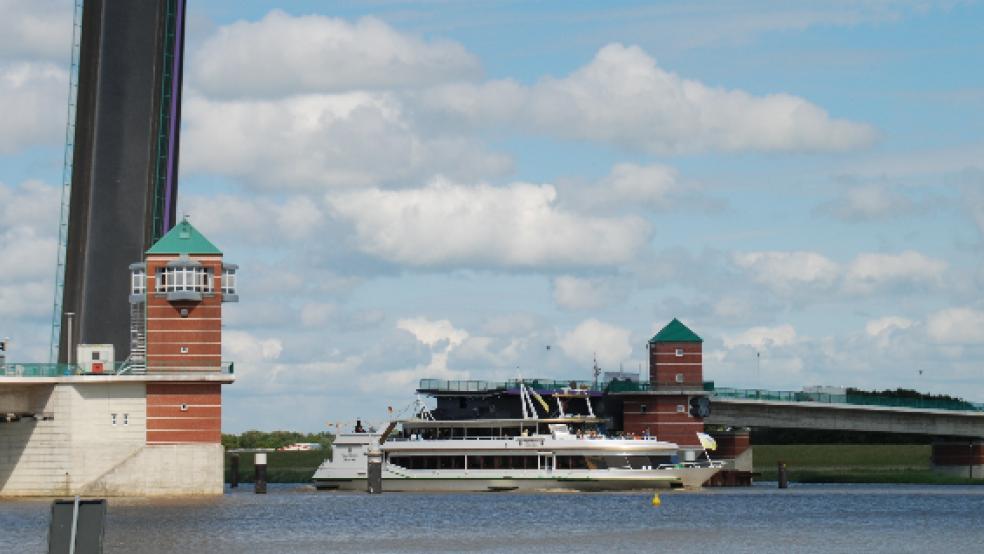 Die Jann-Berghaus-Brücke soll zwischen 6 und 23 Uhr aufgeklappt sein. © Archiv-Bild: Hanken