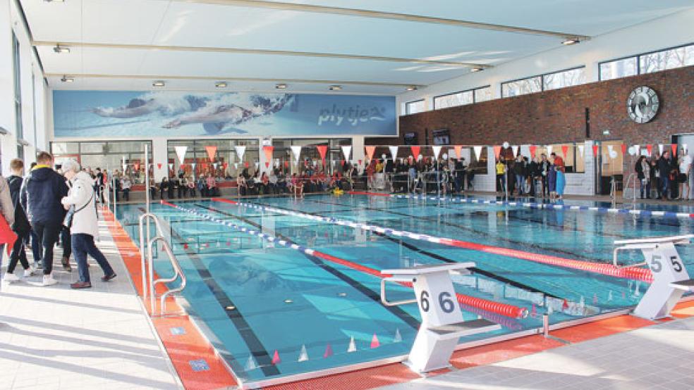 Das große Sportbecken des »Plytje« mit seinen sechs Bahnen und einem variablen Hubboden. © Foto: Berents