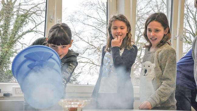 Spannende Experimente mit großem Lerneffekt