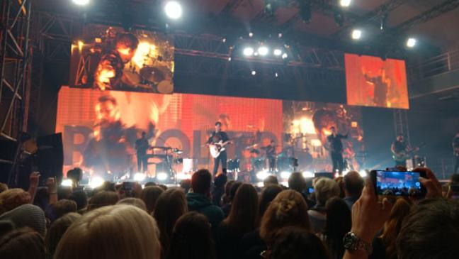 Viele Rheiderländer bei Revolverheld-Konzert in Emden