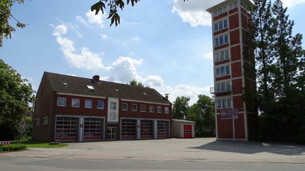 Die Feuerwehrtechnische Zentrale (FTZ) auf dem Nessegelände in Leer ist zu klein geworden. Nun sollen die Neubau-Planungen konkretisiert werden. © Foto: Koenen
