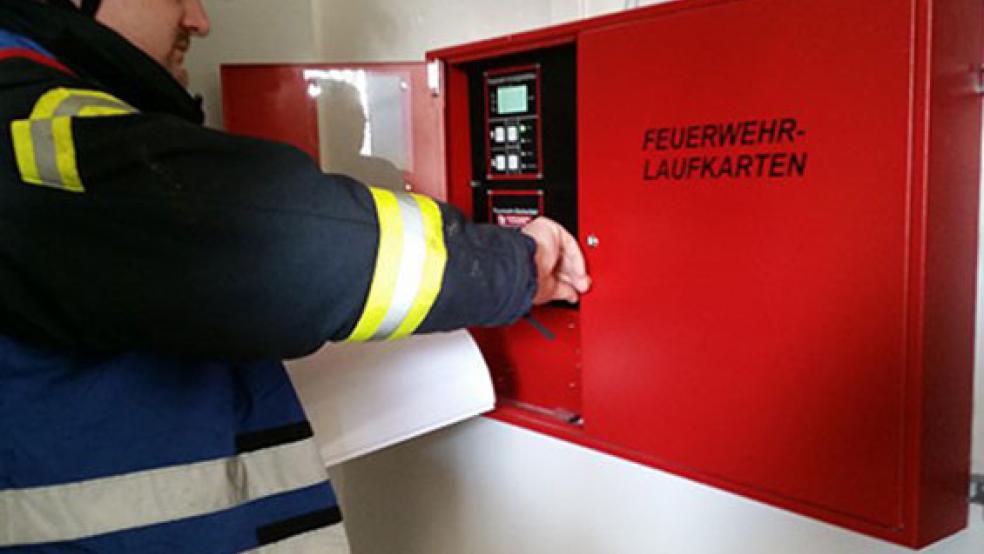 Die Feuerwehr musste gleich zwei Mal in die Dr. Werner Klingele Straße in Weener ausrücken. Die Brandmeldeanlage hatte jeweils ausgelöst.  © Foto: RZ-Archiv