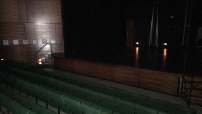 Aula-Stühle: 2019 keine Sanierung