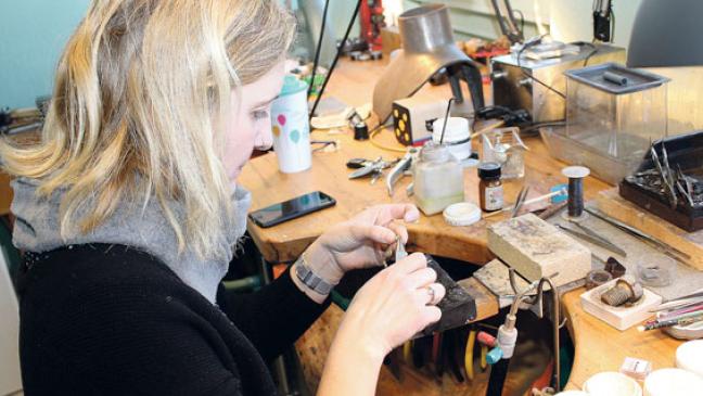 Ostfriesland  in Schmuck verewigt