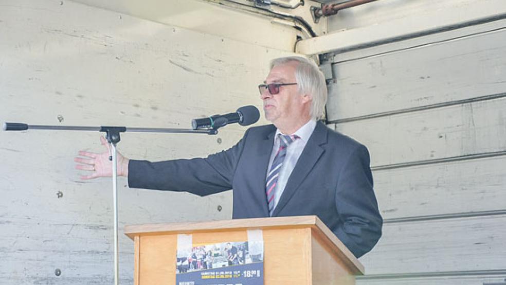 Keine Weihnachtsbeleuchtung mehr in Weener? »Die Kosten steigen ständig und wir sind nicht mehr in der Lage, diese Kosten alleine zu tragen«, sagt Evert Pastoor von der Werbegemeinschaft. © Foto: RZ-Archiv