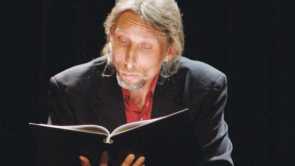 »Herr der Stimmen«: Rainer Rudloff kommt am 9. Mai wieder nach Leer. © Foto: privat