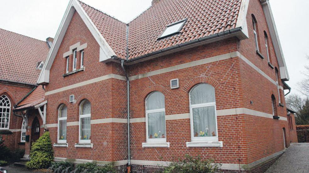 Das Gemeindehaus in Möhlenwarf entstand mit dem Bau der reformierten Kirche im Jahre 1909. Es soll nun möglichst »zügig« umfassend saniert werden. © Foto: Szyska