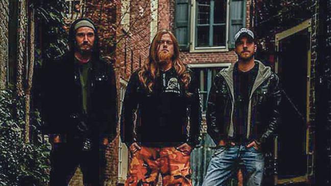 Schroffe Riffs und rasende Drums