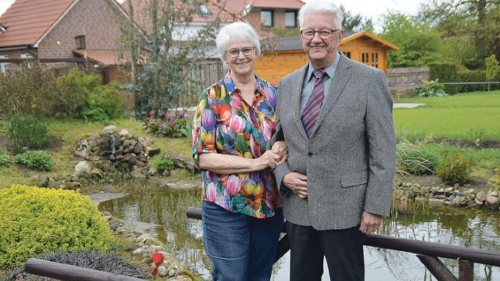 Sie ist aus Ditzumerhammrich, er aus Ditzumerverlaat - und beim Schützenfest 1968 in Verlaat haben sich die Wege von Hertha und Karl-Heiko Metzler dann gekreuzt. Seit dem 26. April 1969 sind die beiden glücklich verheiratet. © Foto: Himstedt