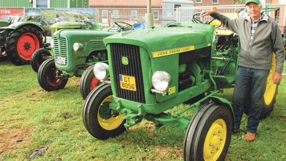 Die weiteste Anreise mit 480 Kilometern in zwei Tagen hatte ohne Zweifel der 72-jährige Jean Schmit aus Luxemburg mit seinem John Deere Lanz 500 aus 1963. © Foto: Kuper