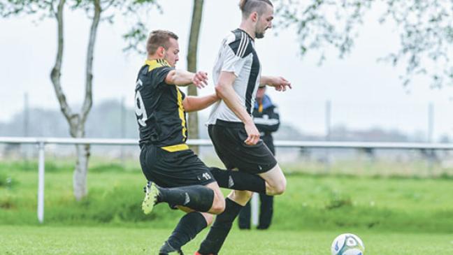 Elf-Tore-Spektakel in Ditzumerverlaat