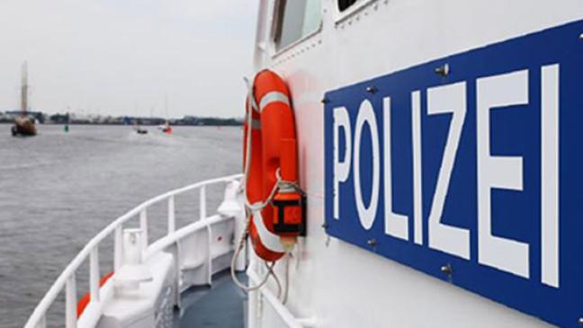 Zwei Stunden durch Ems geschwommen