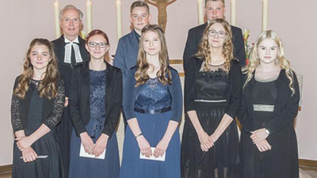 Weeneraner vom Landessuperintendenten konfirmiert