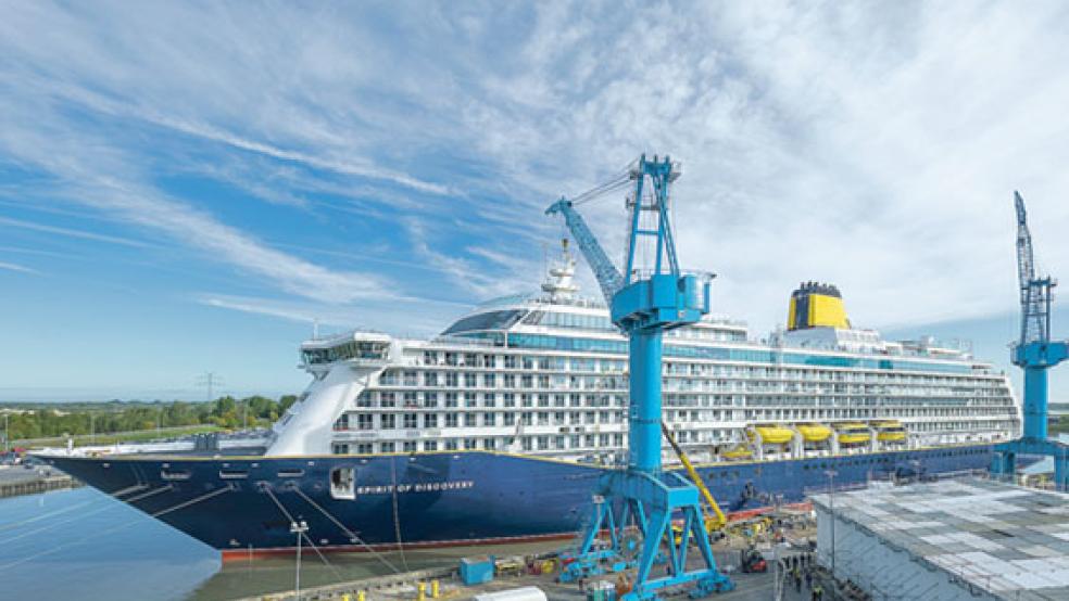 Die »Spirit of Discovery« wird voraussichtlich in der zweiten Wochenhälfte von der Meyer Werft in Papenburg zum Probefahrt-Standort nach Emden überführt. © Foto: Meyer Werft
