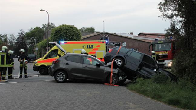 Schwerer Unfall vor Diskothek