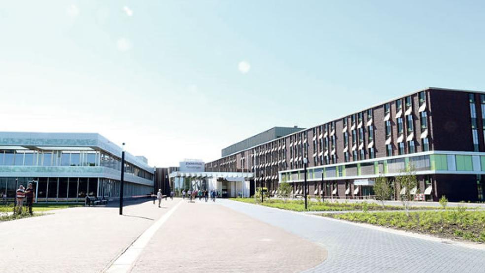 Im »Ommelander Ziekenhuis Groningen« in Scheemda könnten sich auch Patienten aus dem Rheiderland von Fachärzten behandeln lassen. Ein grenzüberschreitendes Projekt soll mit Blick auf Prävention, Diagnostik und Behandlung vorangetrieben werden. Daran ist auch das Leeraner Klinikum beteiligt.  © Foto: OZG