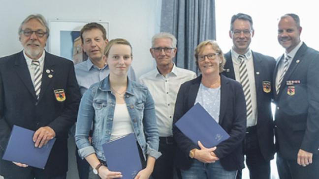 Ferdinand Reit wird Ehrenmitglied des Bezirks