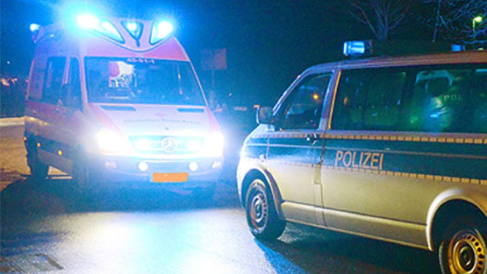 Bei einem Verkehrsunfall auf dem Rajen in Rhauderfehn wurden die beiden beteiligten Autofahrer verletzt. © Symbolfoto: Hanken