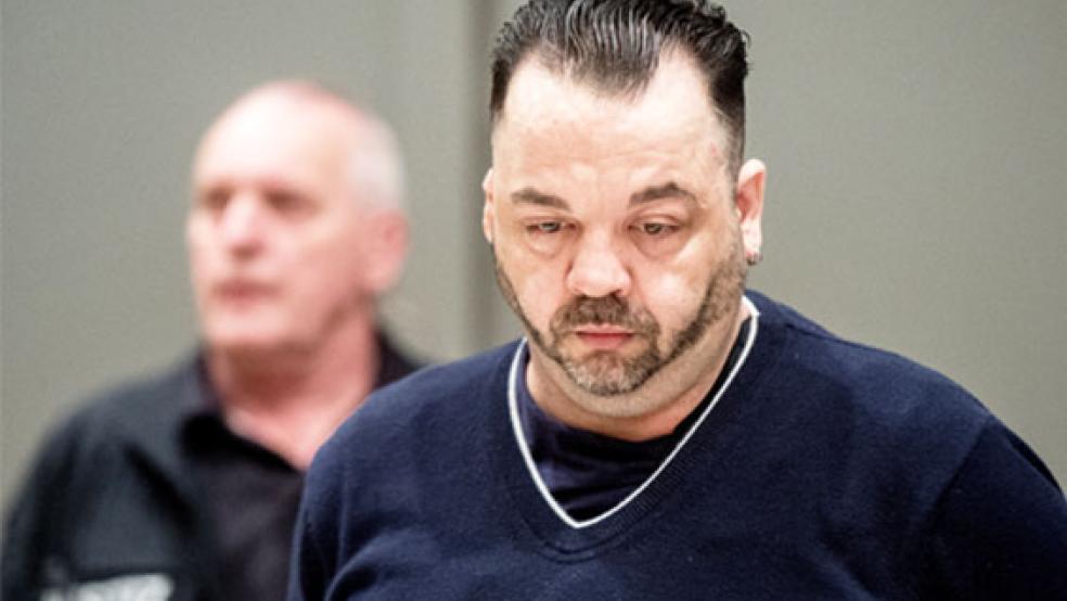 Das Landgericht Oldenburg hat den Ex-Pfleger Niels Högel wegen Mordes in 85 Fällen zu einer lebenslangen Haftstrafe verurteilt. © Foto: Hauke-Christian Dittrich/dpa