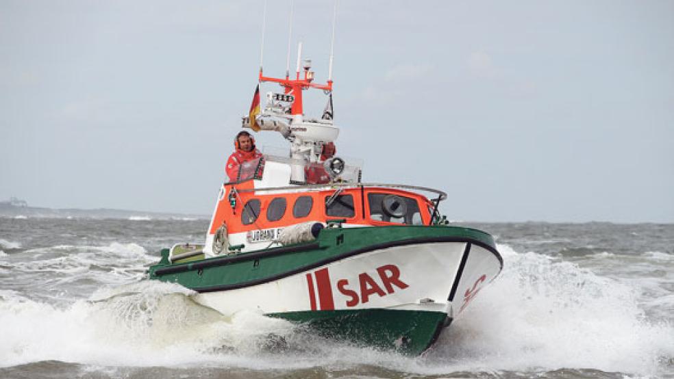 Die Seenotretter setzten das Tochterboot »Johann Fidi« ein. © Foto: Jonas Schütze (DGzRS)