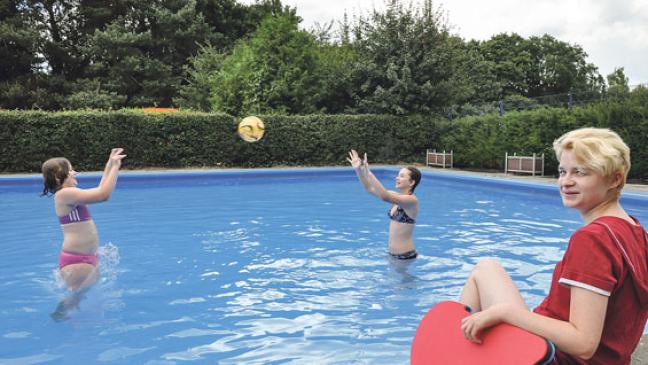 Bekenntnis zum Lehrschwimmbecken