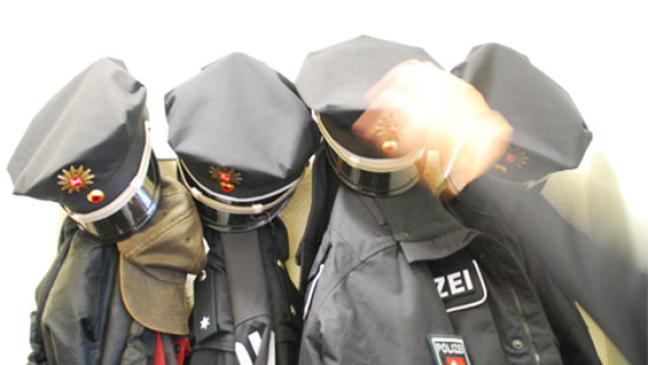 Mann sticht mit Messer zu: Not-OP