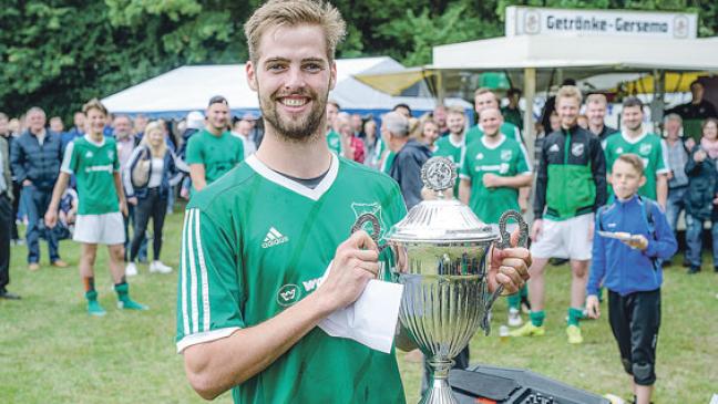 Der Rheiderlandpokal bleibt in Stapelmoor
