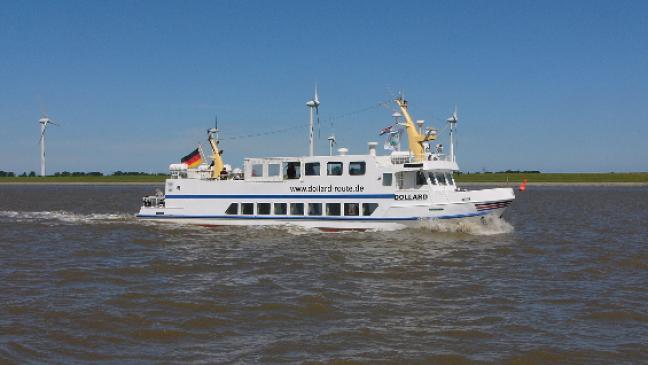 Mit dem Schiff zum Hafen-Spektakel