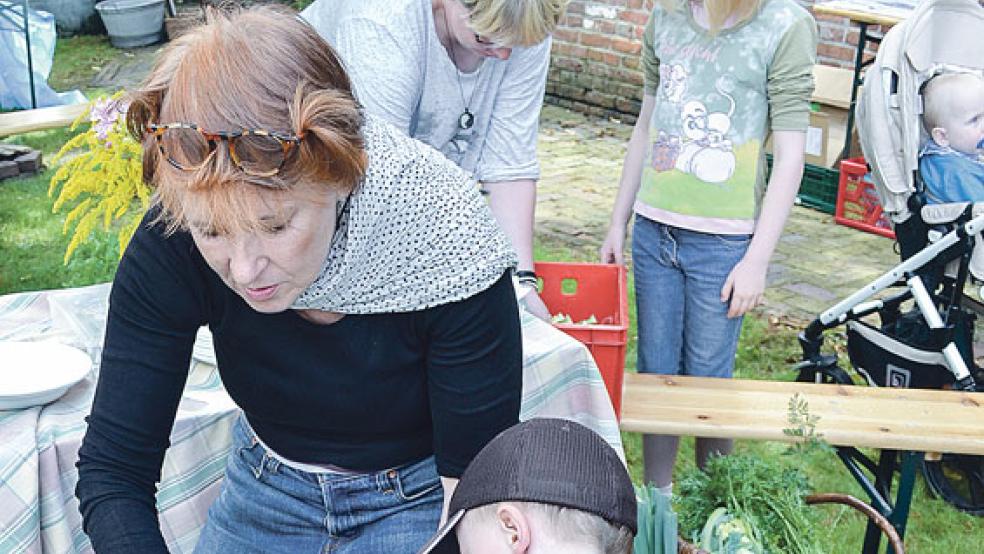 Auch zum Kochen laden die Kinder der beiden Slow Food-Kochgruppen ein. © Foto: privat