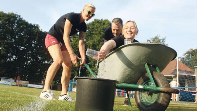 »Spiel ohne Grenzen« in Möhlenwarf läuft