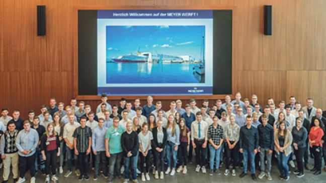 75 neue Auszubildende auf der Meyer Werft