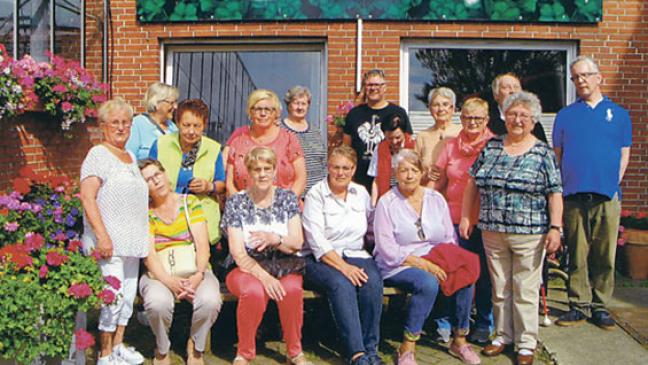 Krankenhaus-Senioren in der Gärtnerei Silze