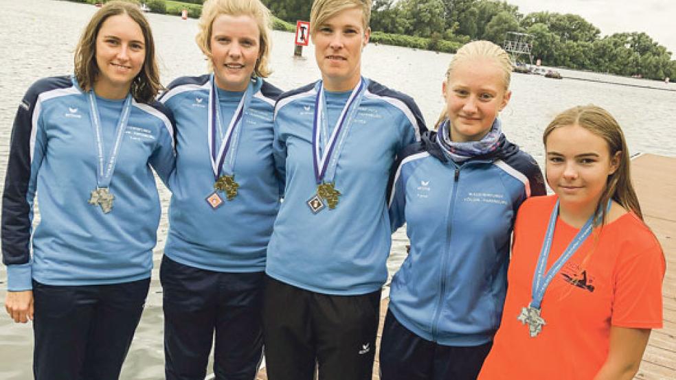 Die erfolgreichen Schwimmer der Wasserfreunde von links: Lara Reemts, Imke Mülder, Britta Lampen, Fiene Goldenstein und Ronja Stubbe. © Foto: privat