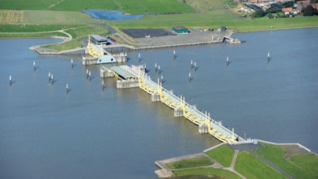 Sturmflutschutz und »Schiffs-Startrampe«