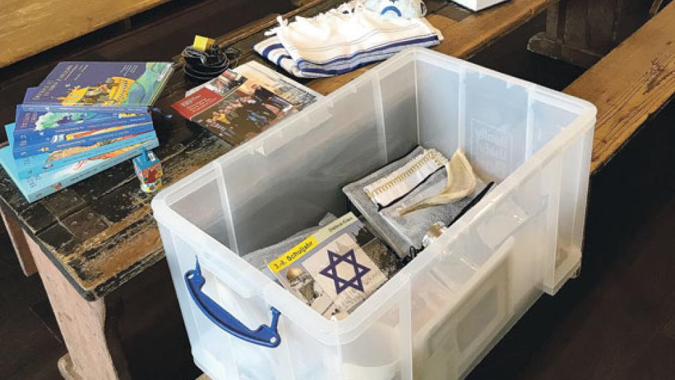 Jüdische Kultur und Religion soll durch Ansehen und Anfassen erlebbar gemacht werden. © Foto: Landkreis Leer