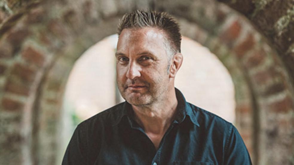 Autor Kai Kurgan aus Weener hat ein Theaterstück über das Leben des berühmten Orgelbauers Arp Schnitger geschrieben.  © Foto: privat