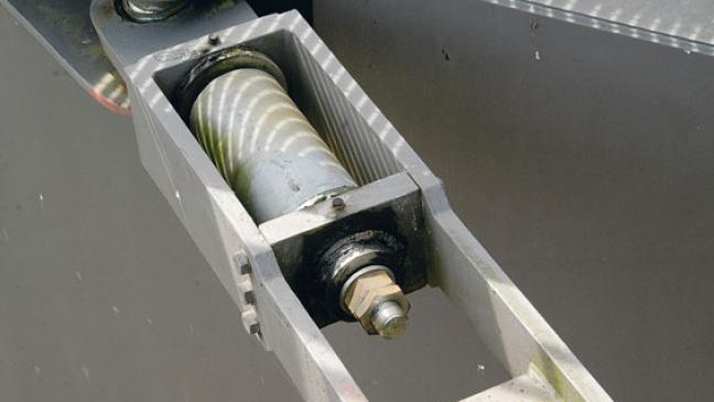 Nur die Bohrmaschine hilft