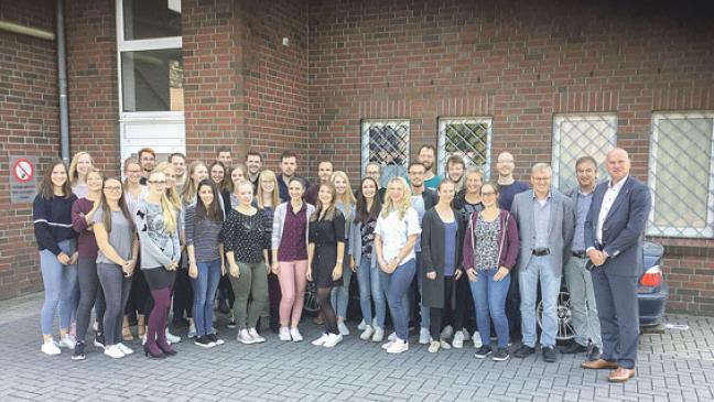 35 neue Referendare und Quereinsteiger