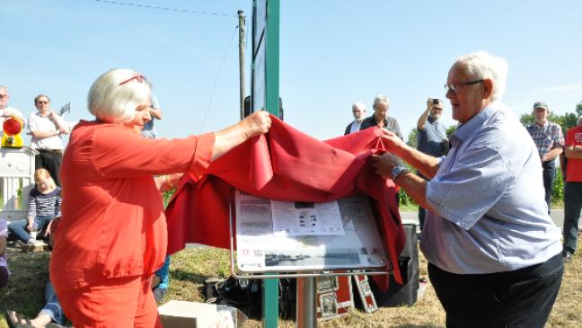 Falsche Gedenktafel enthüllt
